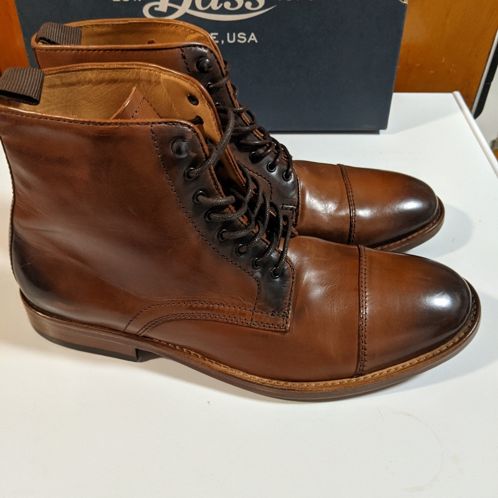 GH Bass & Co WH Style Flex Cap Toe Lace Boot